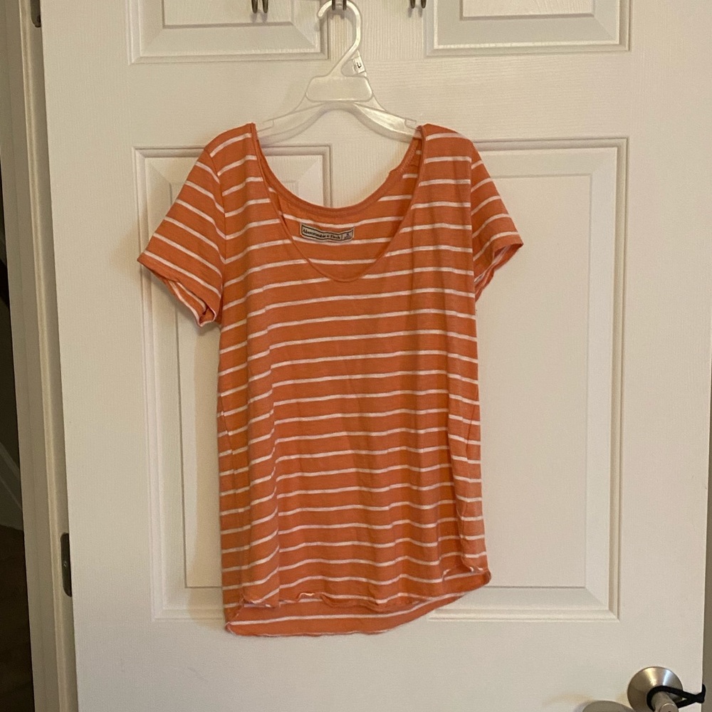 Stripped off the shoulder plain tee